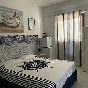  Bed & Breakfast La Battigia